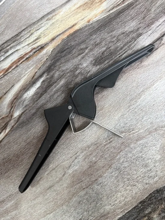 Tupperware Garlic 🧄 Press - Picture 3 of 6